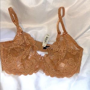 Adore me bra